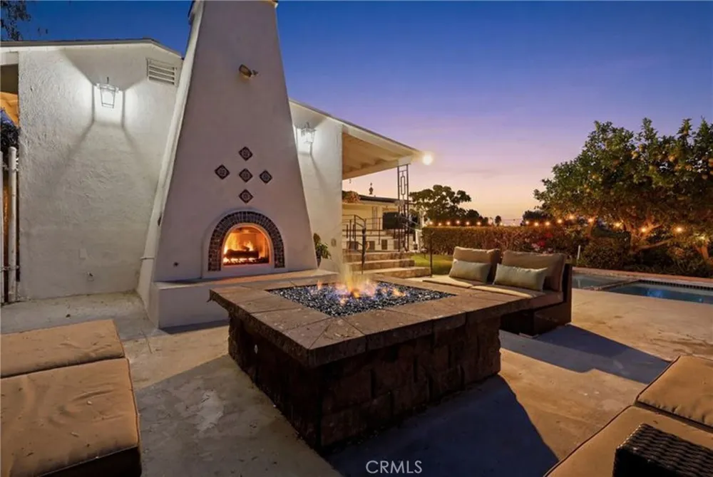 2 Hitching Post Rolling Hills Estates, CA 90274