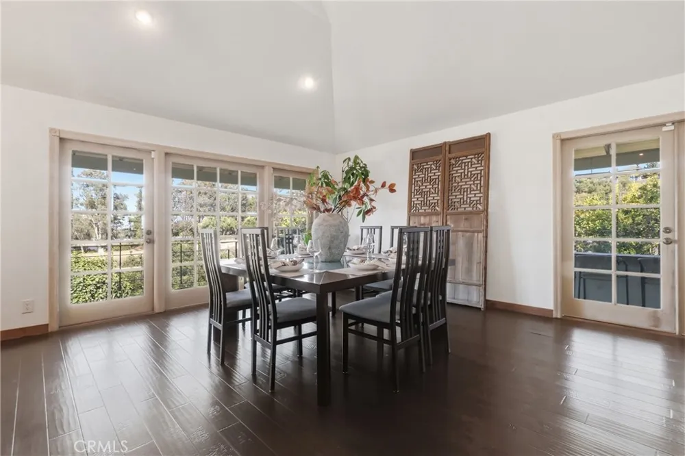 2 Hitching Post Rolling Hills Estates, CA 90274