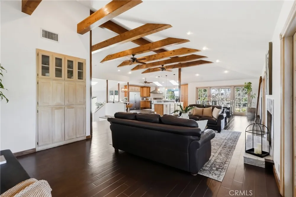 2 Hitching Post Rolling Hills Estates, CA 90274