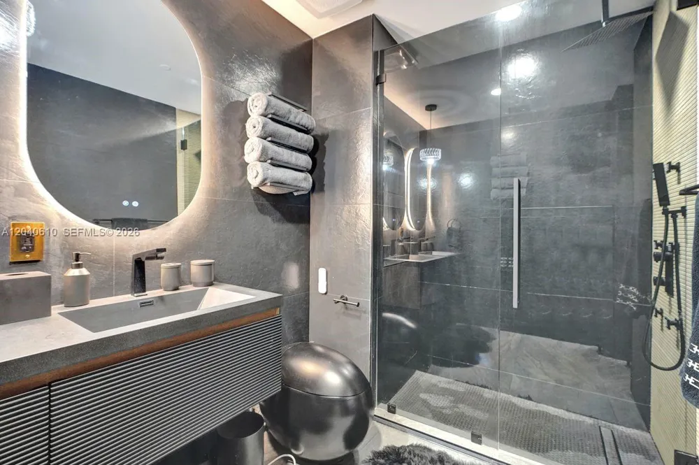 3300 NE 188th St #210 Aventura, FL 33180
