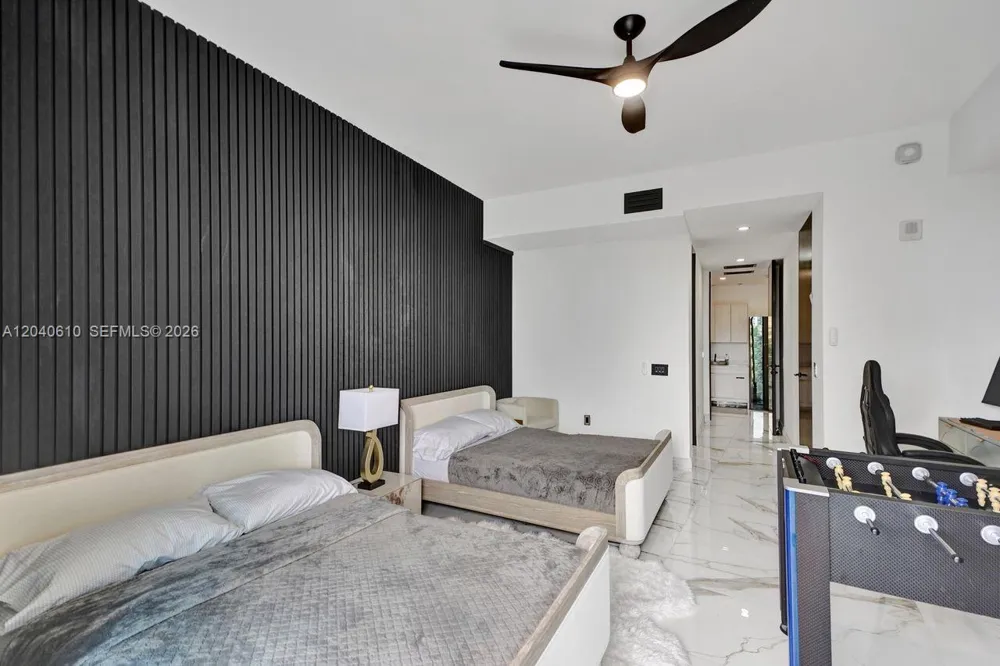 3300 NE 188th St #210 Aventura, FL 33180