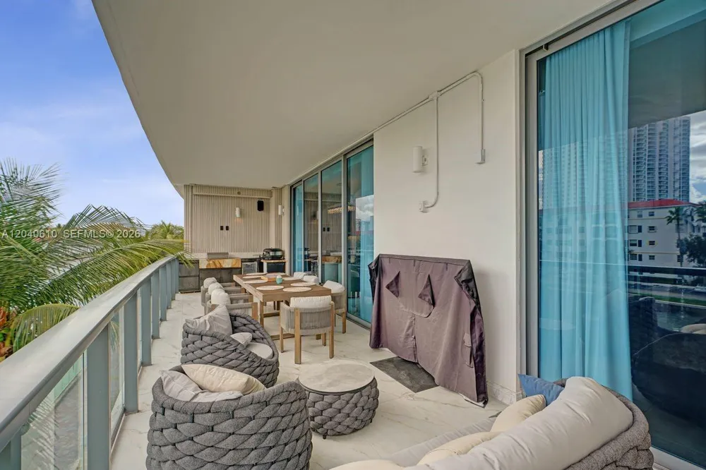 3300 NE 188th St #210 Aventura, FL 33180