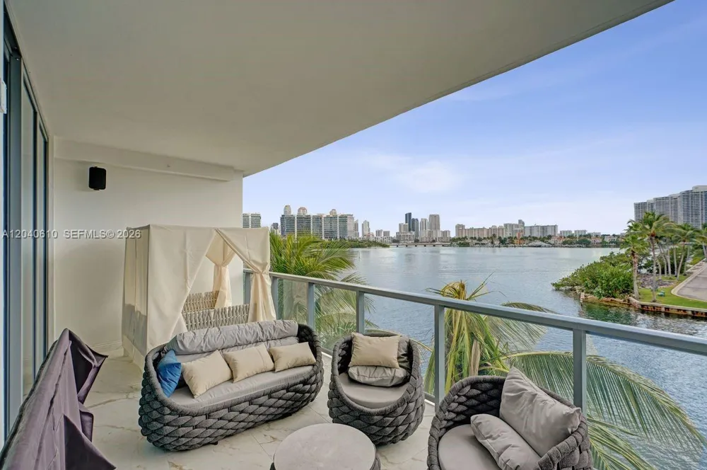 3300 NE 188th St #210 Aventura, FL 33180