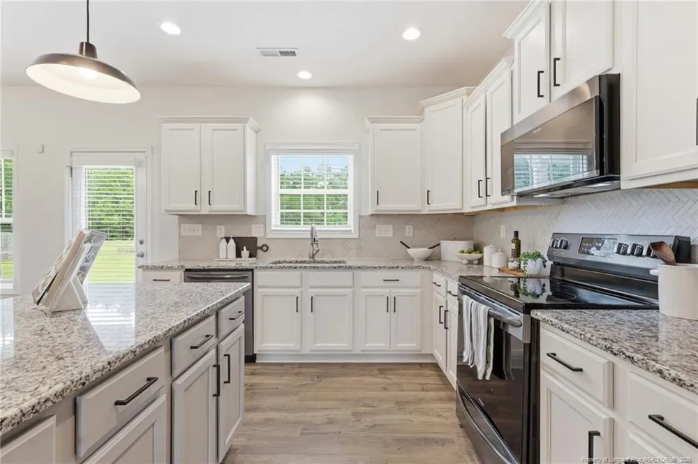 321 Gadson Drive Hope Mills, NC 28348