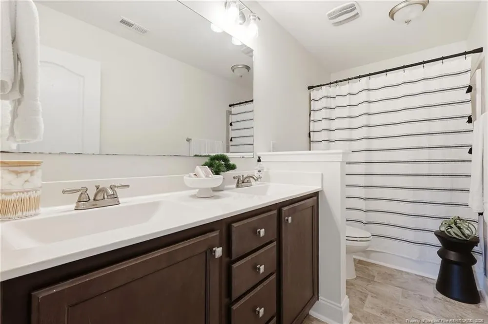 321 Gadson Drive Hope Mills, NC 28348