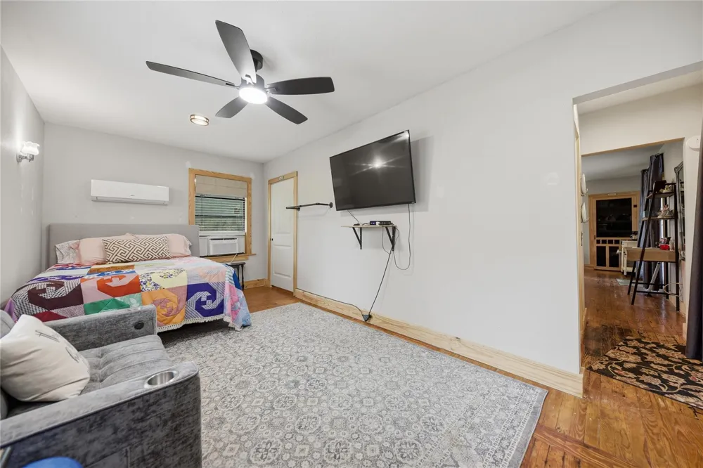 562 W Hwy 290 West Carmine, TX 78932