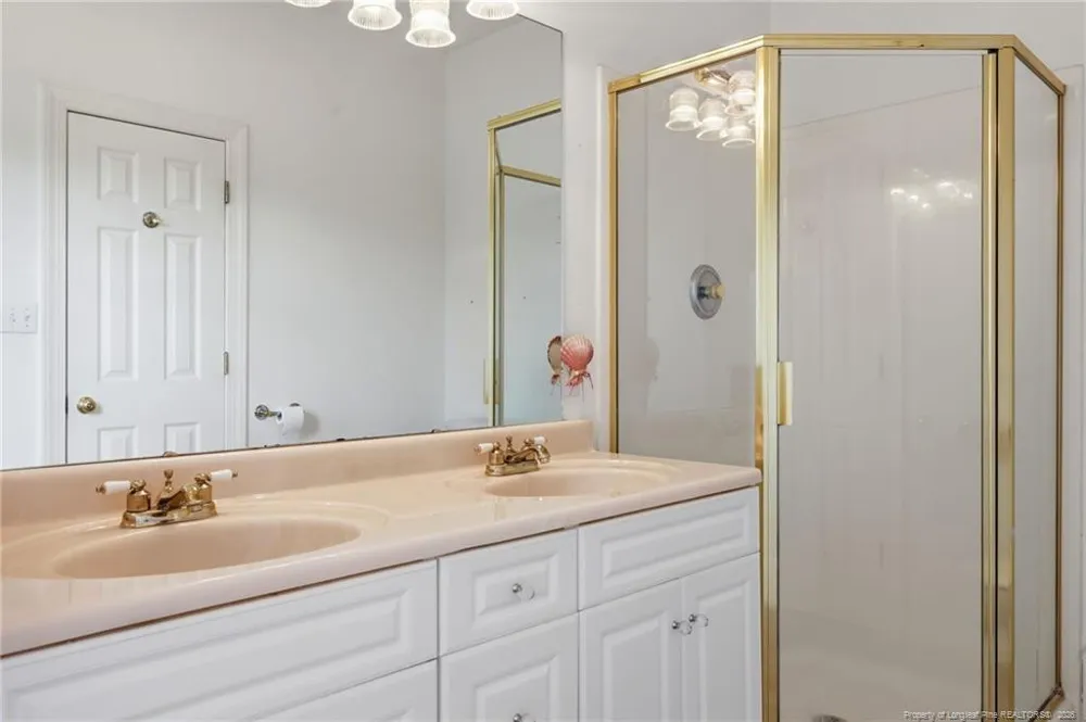 1118 Warren Road Erwin, NC 28339