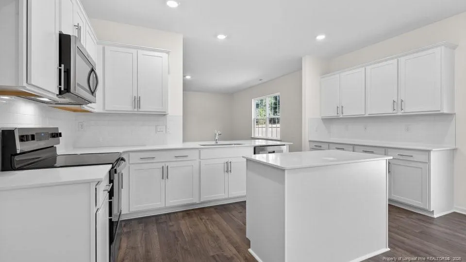 1114 Shoreline Drive Vass, NC 28394