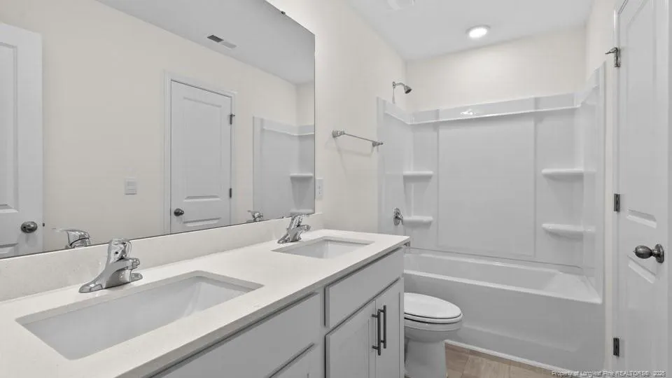 1114 Shoreline Drive Vass, NC 28394