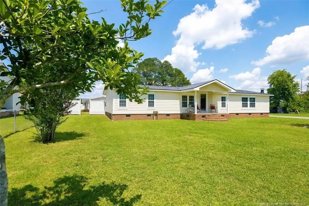 112 Rennert Road Lumberton, NC 28360