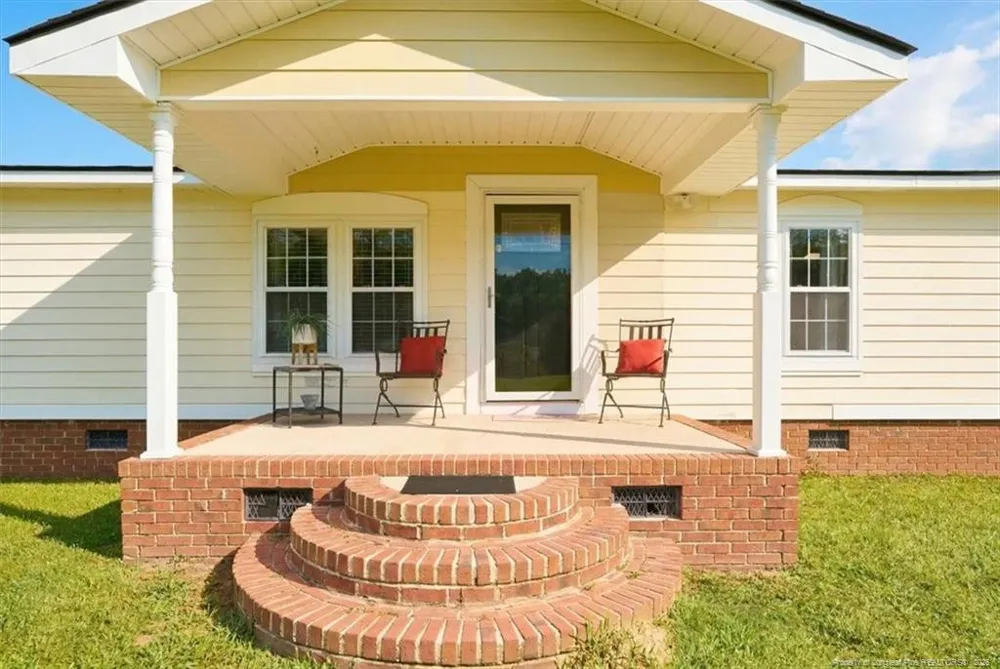 112 Rennert Road Lumberton, NC 28360