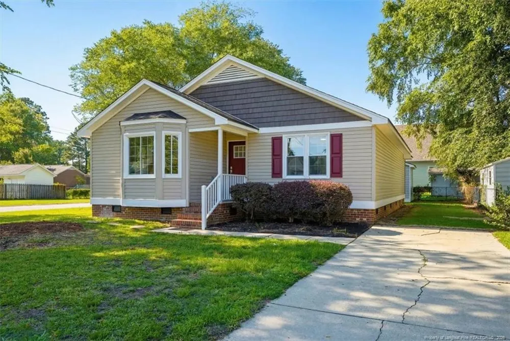1301 E 10th Street Lumberton, NC 28358