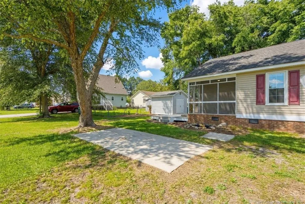 1301 E 10th Street Lumberton, NC 28358
