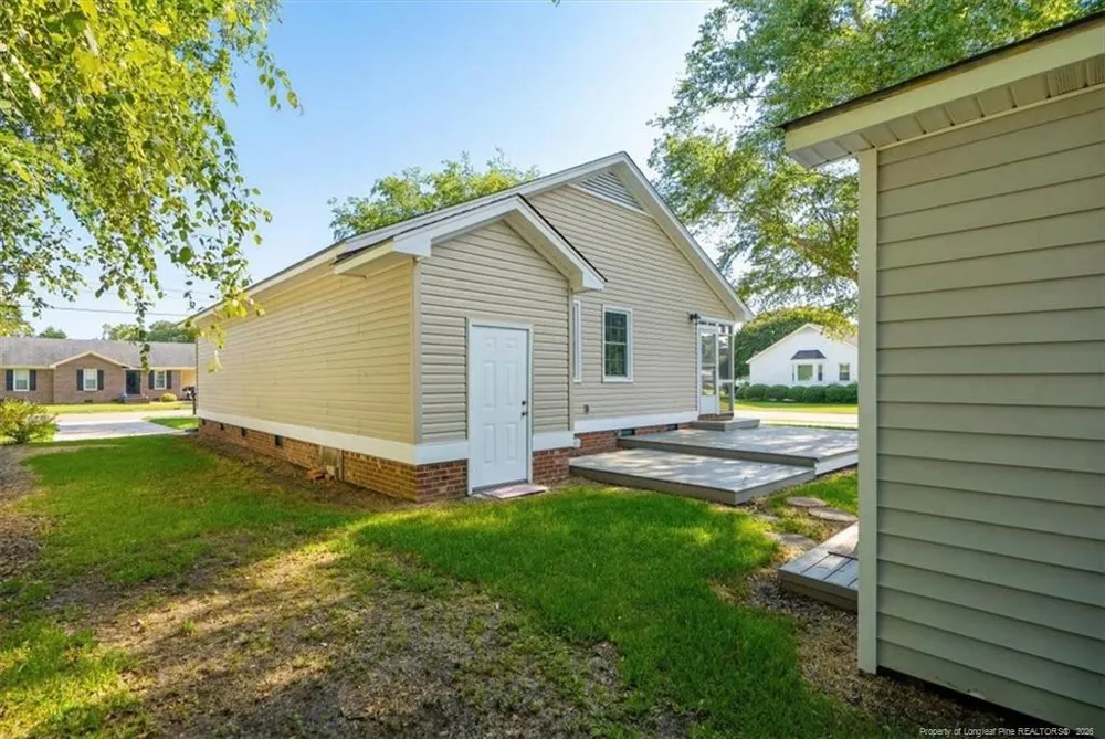 1301 E 10th Street Lumberton, NC 28358
