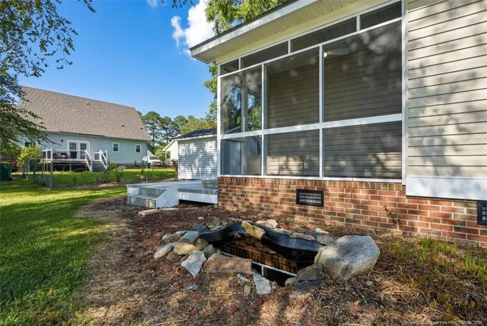 1301 E 10th Street Lumberton, NC 28358