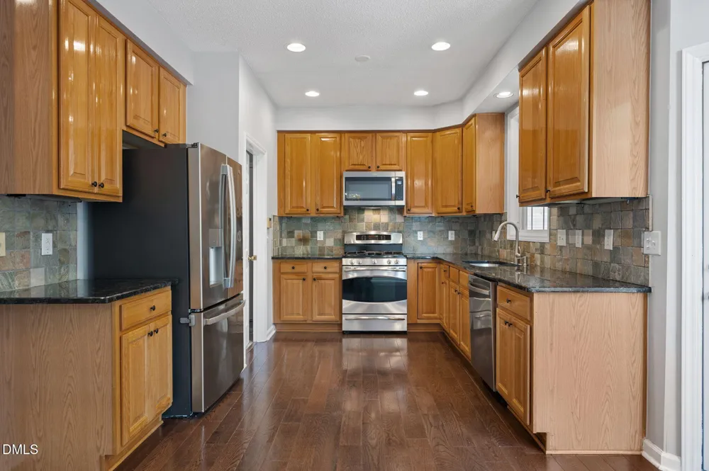 105 New Parkside Drive Chapel Hill, NC 27516