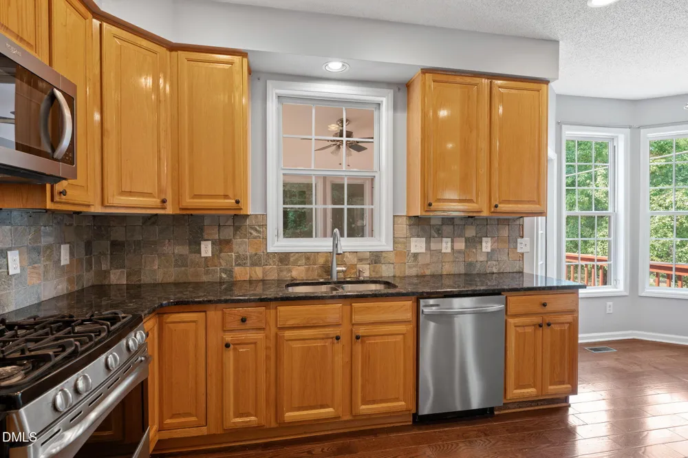 105 New Parkside Drive Chapel Hill, NC 27516