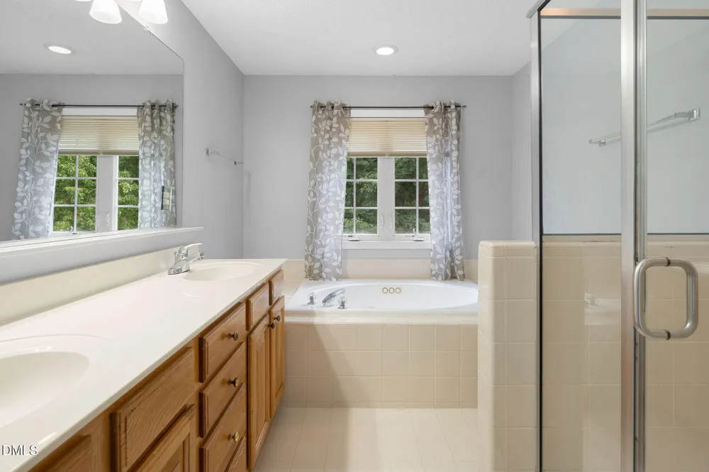 105 New Parkside Drive Chapel Hill, NC 27516
