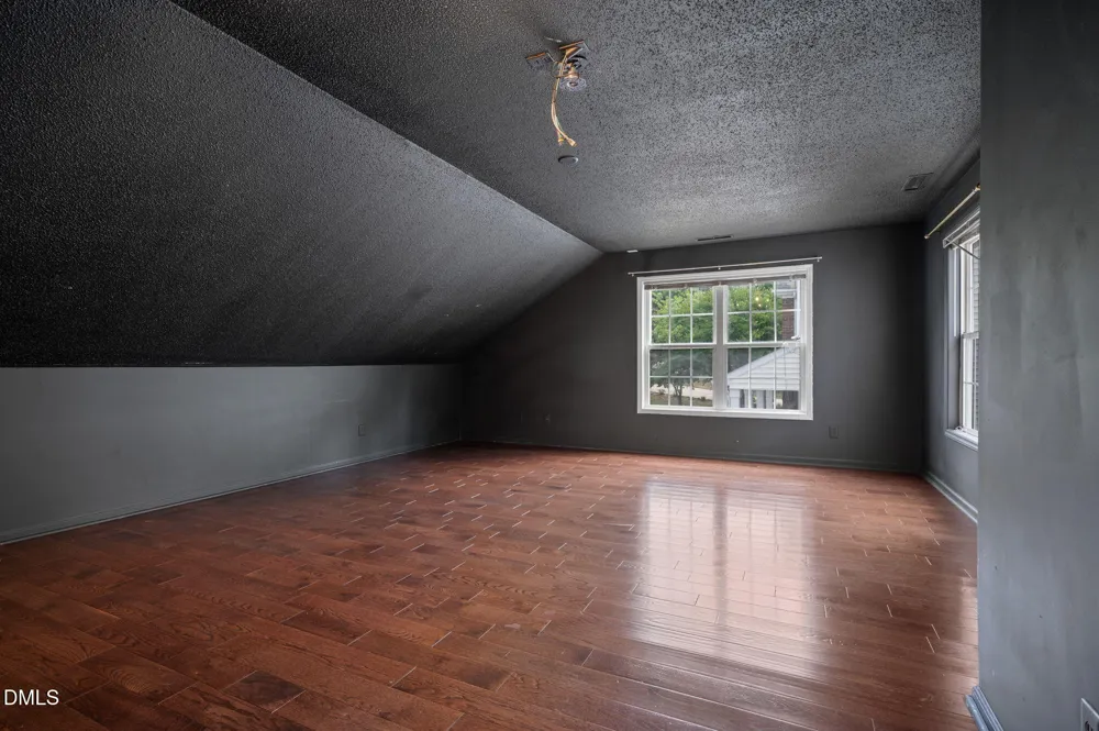 105 New Parkside Drive Chapel Hill, NC 27516