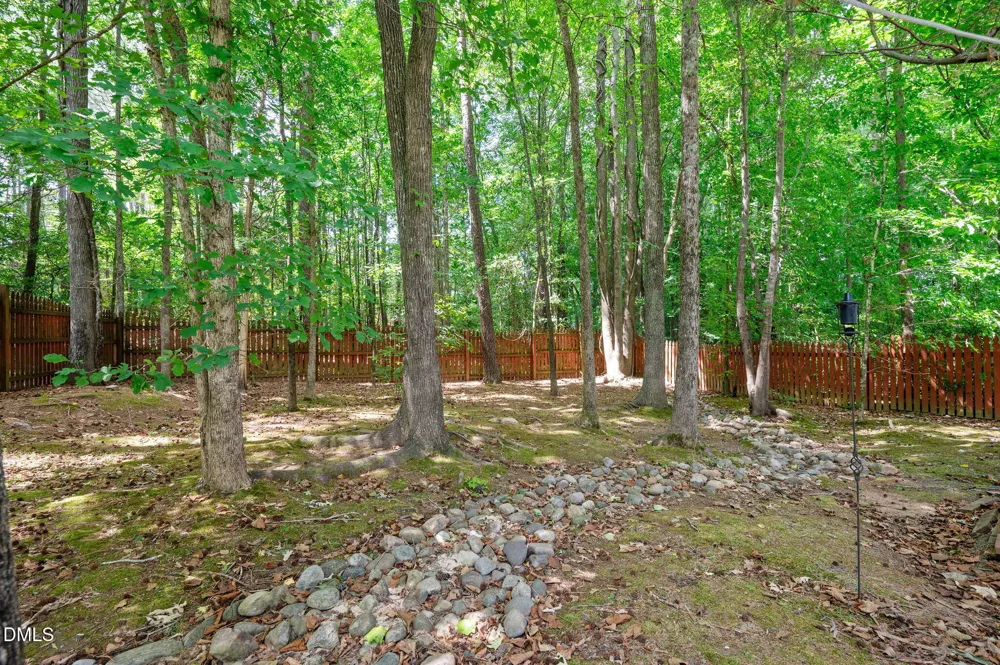 105 New Parkside Drive Chapel Hill, NC 27516
