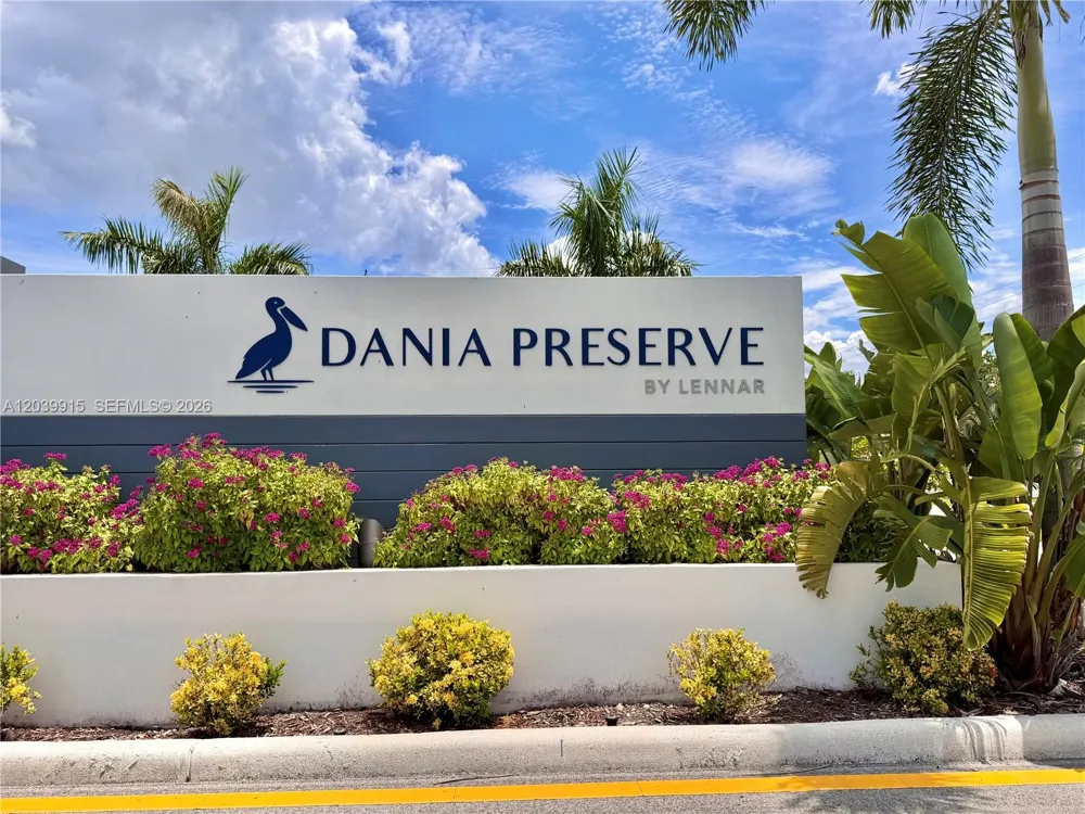 2950 Park Pl #5838 Dania Beach, FL 33312