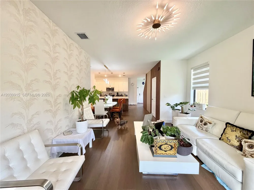 2950 Park Pl #5838 Dania Beach, FL 33312