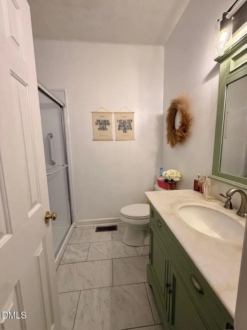 109 Sweetbriar Court West End, NC 27376