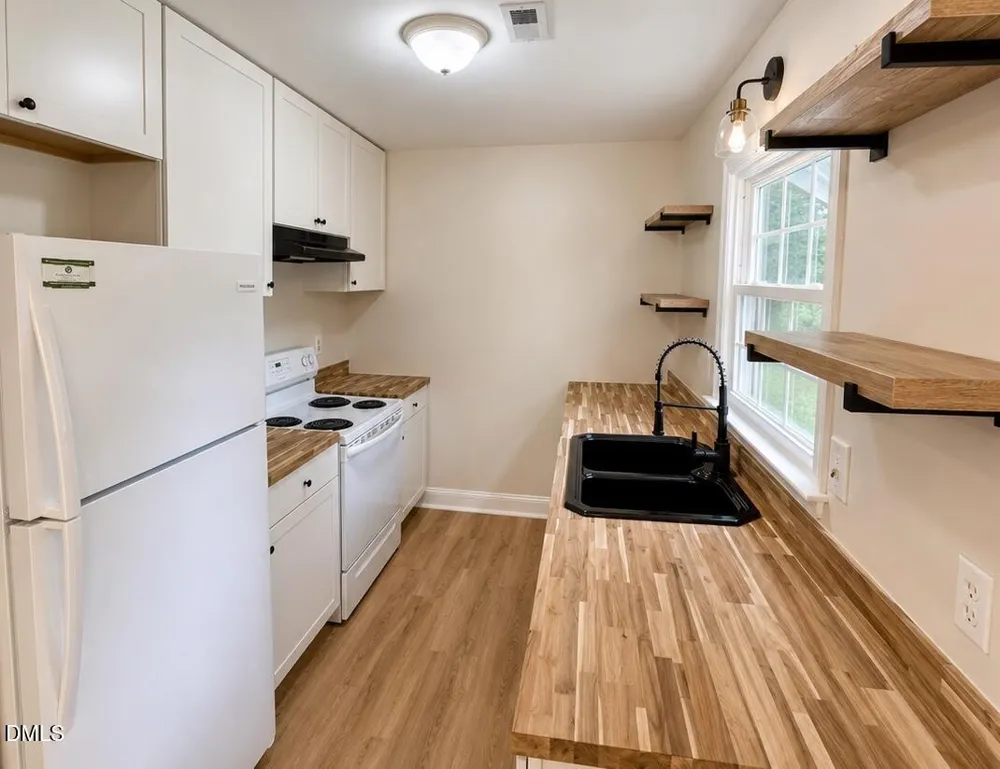 113 Brightwood Circle Dunn, NC 28334