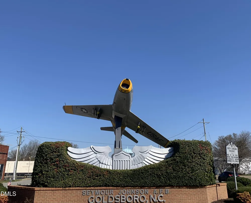108 Jackson Rdg Way Pikeville, NC 27863