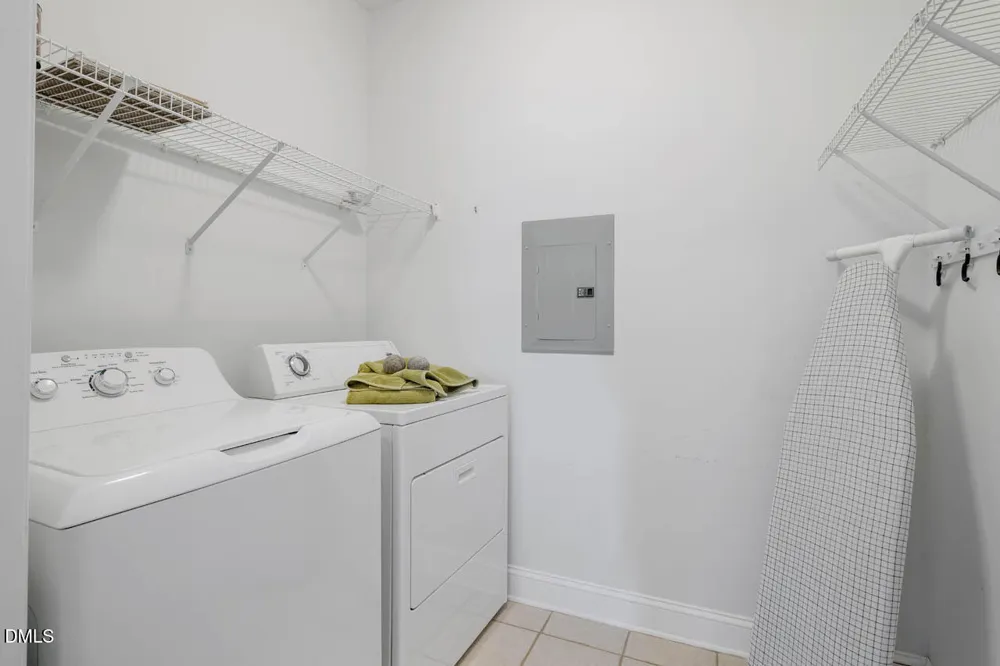 1221 Arborgate Circle Chapel Hill, NC 27514