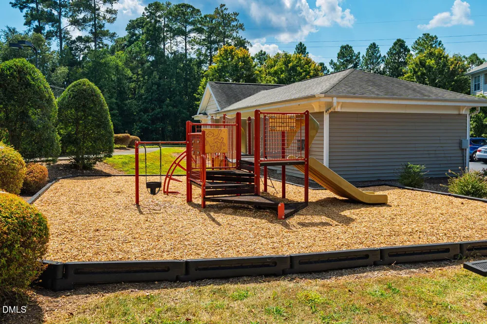 1221 Arborgate Circle Chapel Hill, NC 27514