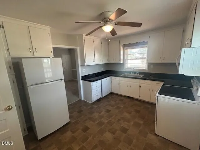 7941 Cleveland Road Clayton, NC 27520