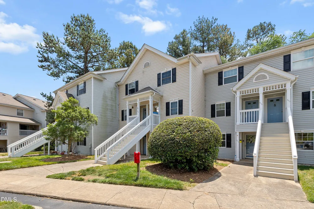 213 Schultz Street Chapel Hill, NC 27514