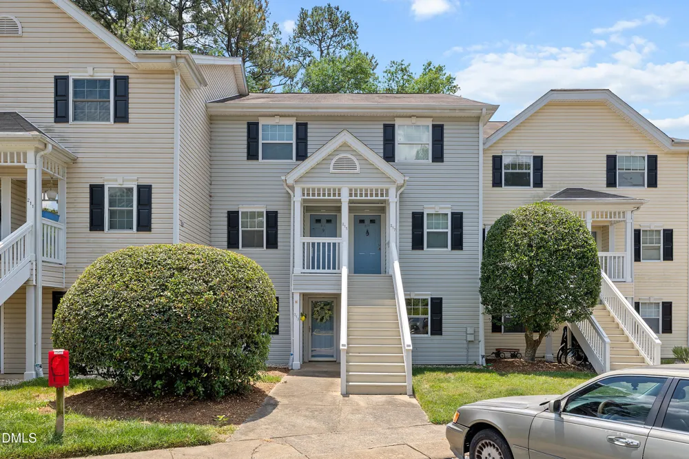 213 Schultz Street Chapel Hill, NC 27514