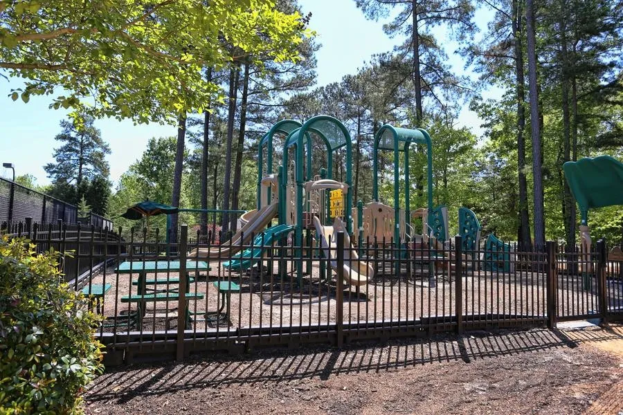 39417 Glenn Glade Chapel Hill, NC 27517