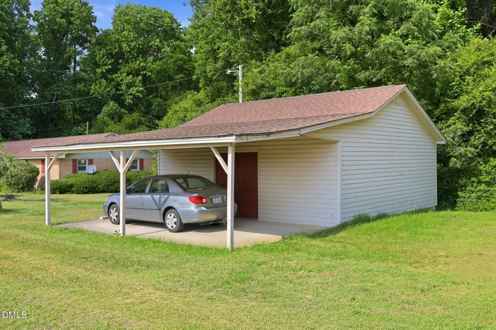 1766 Mcphail Road Salemburg, NC 28385