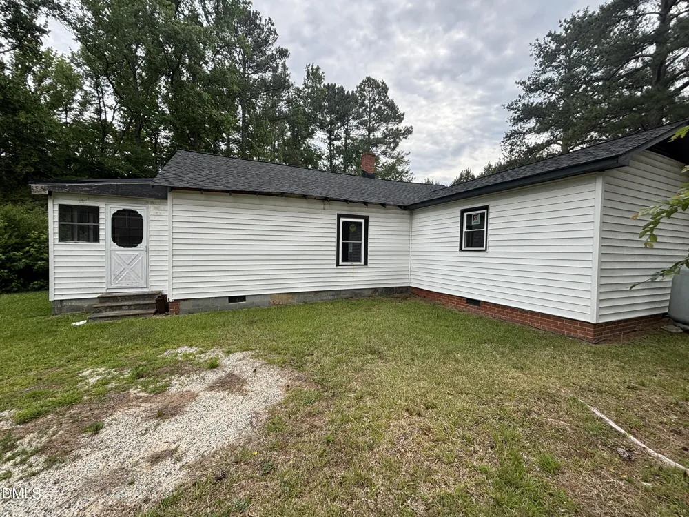 87 Robert Thompson Road Bear Creek, NC 27207