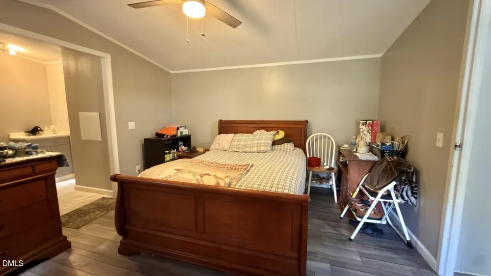 10608 Hicksboro Road Oxford, NC 27565