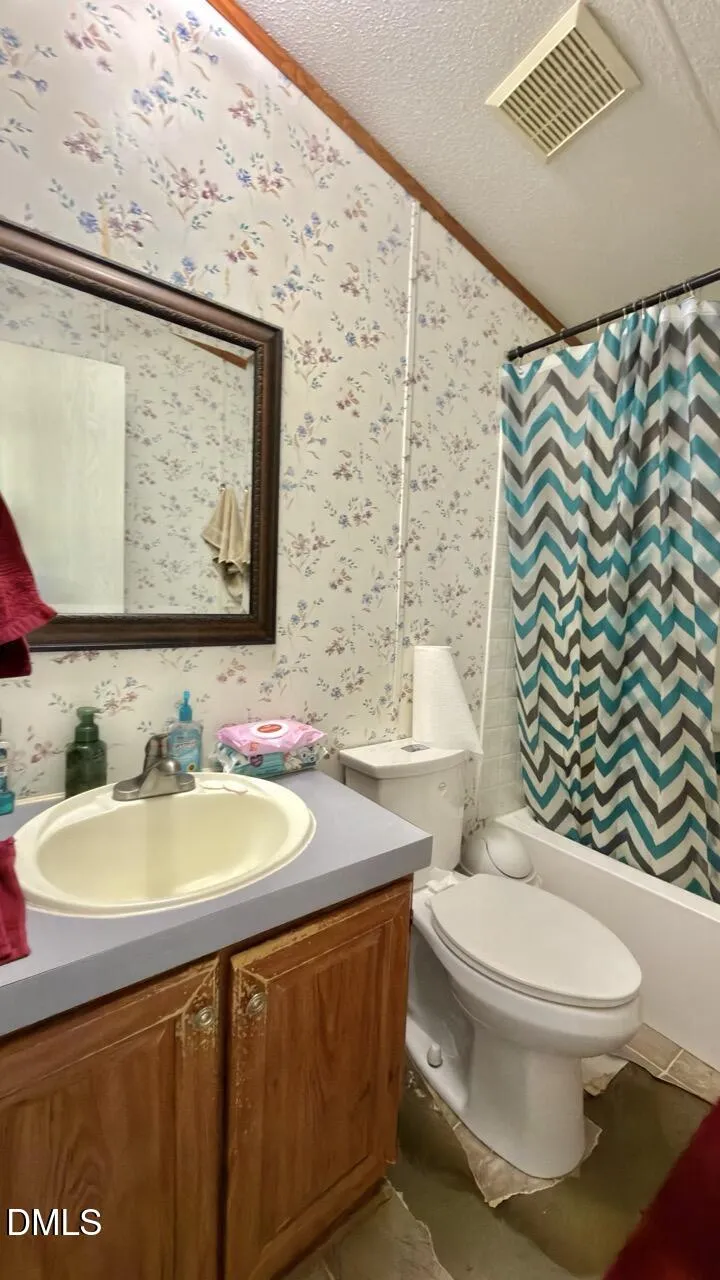 10608 Hicksboro Road Oxford, NC 27565