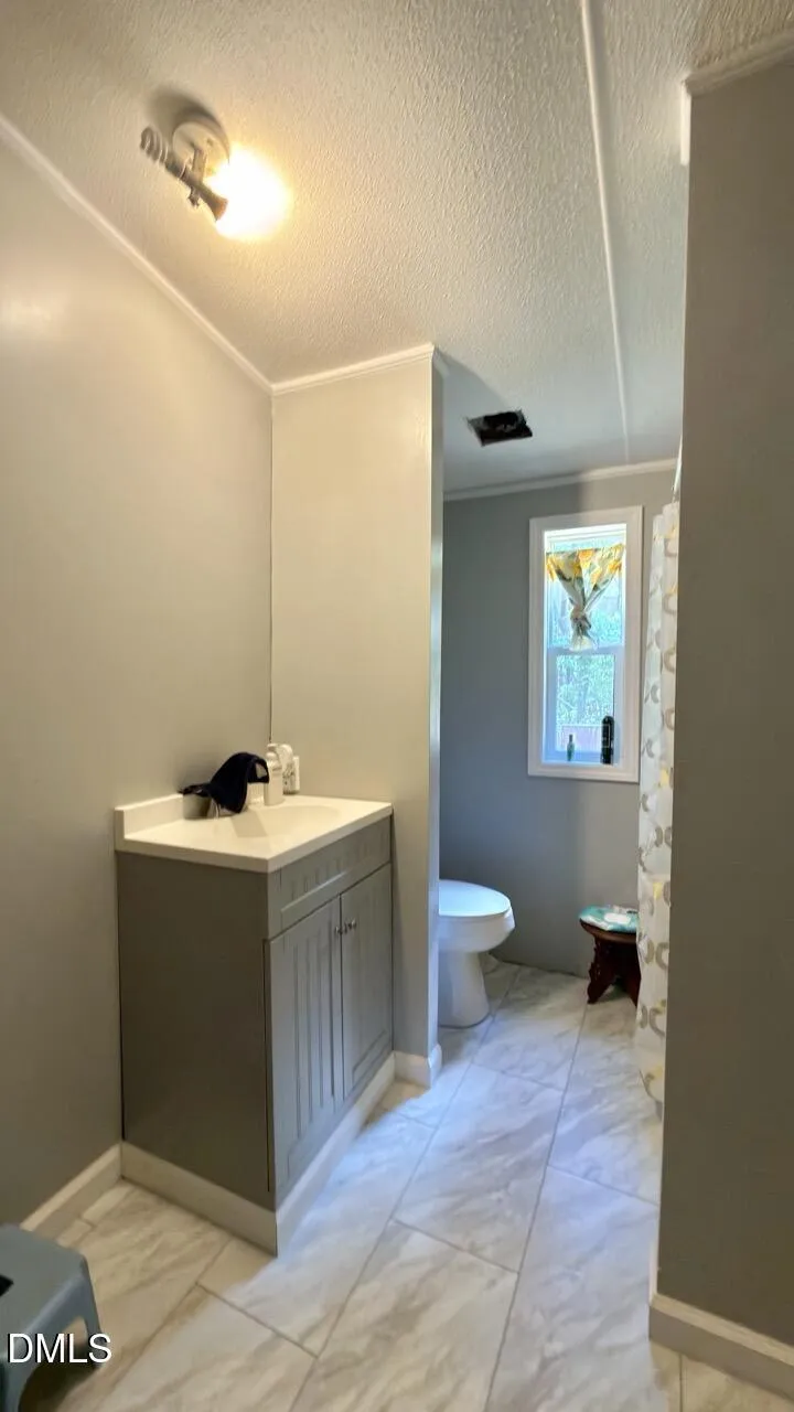 10608 Hicksboro Road Oxford, NC 27565