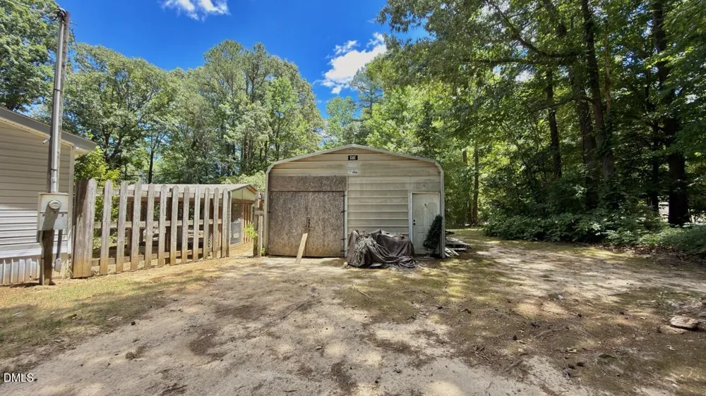 10608 Hicksboro Road Oxford, NC 27565
