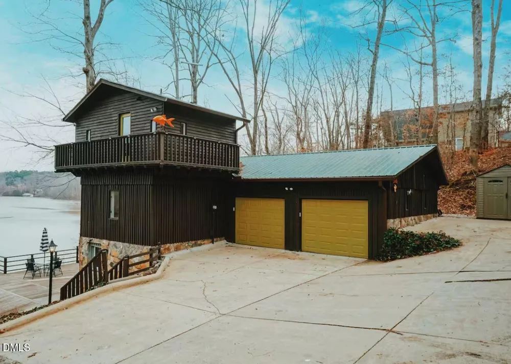 9668 Nc Highway 119 Semora, NC 27343