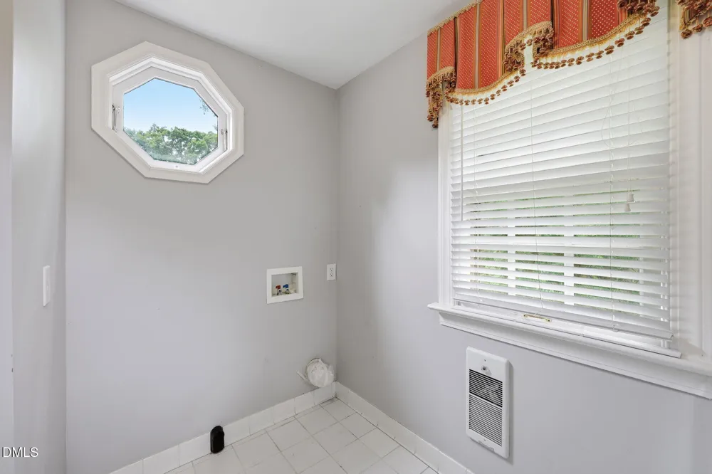212 Hillcrest Drive Oxford, NC 27565