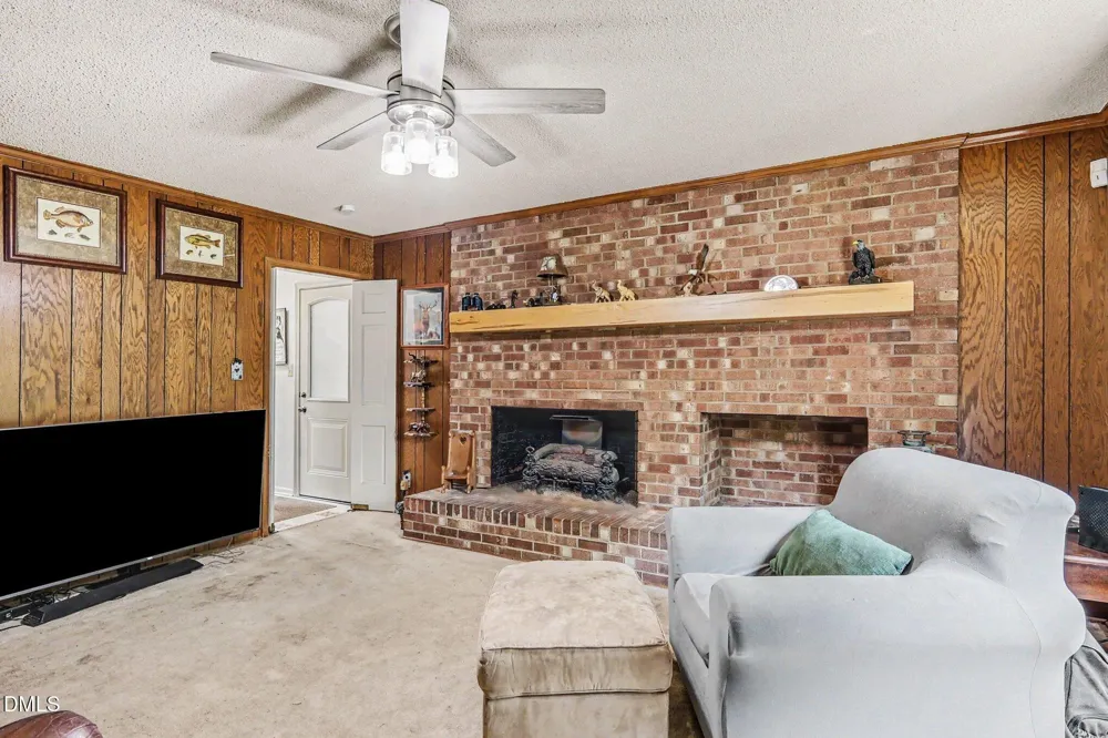 2555 Nutbush Road Henderson, NC 27537