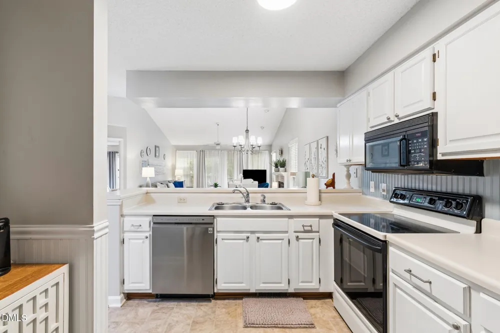 5204 Hogans Way Clayton, NC 27520