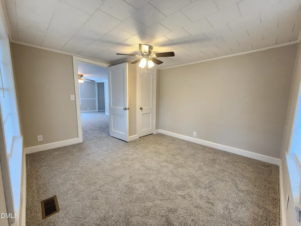 1622 S Brightleaf Boulevard Smithfield, NC 27577
