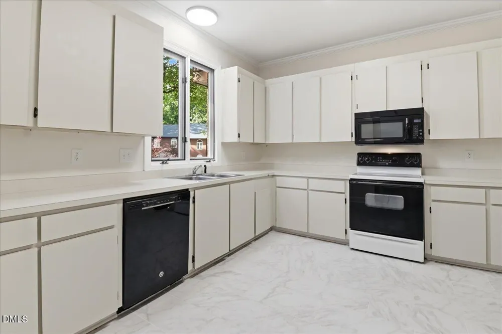 1311-e4 NW Forest Hills Road NW #E4 Wilson, NC 27896