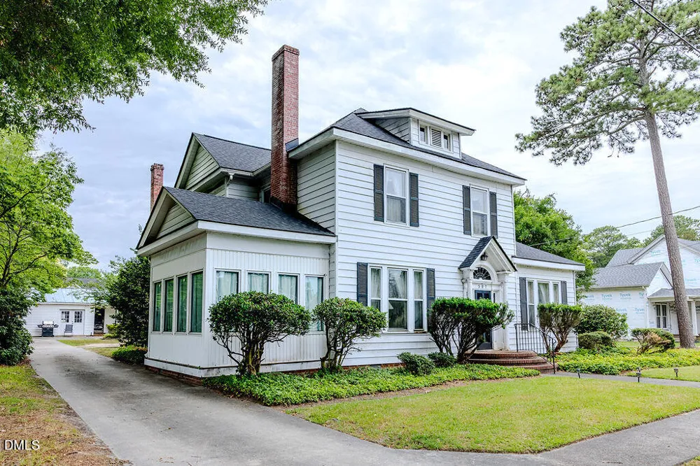 507 E Center Street Nashville, NC 27856