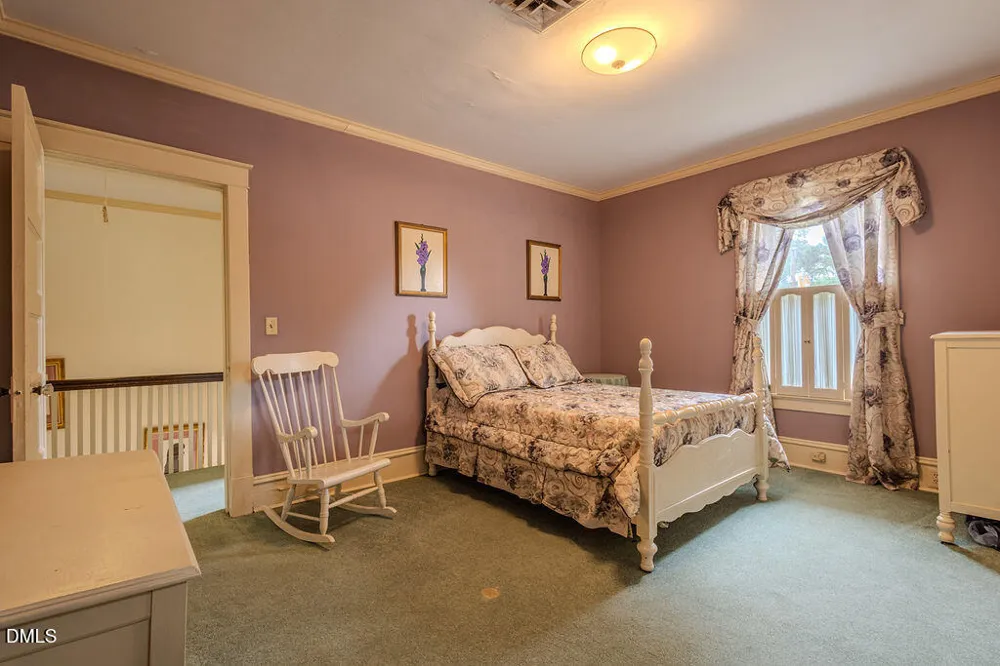 507 E Center Street Nashville, NC 27856