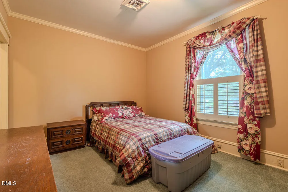 507 E Center Street Nashville, NC 27856